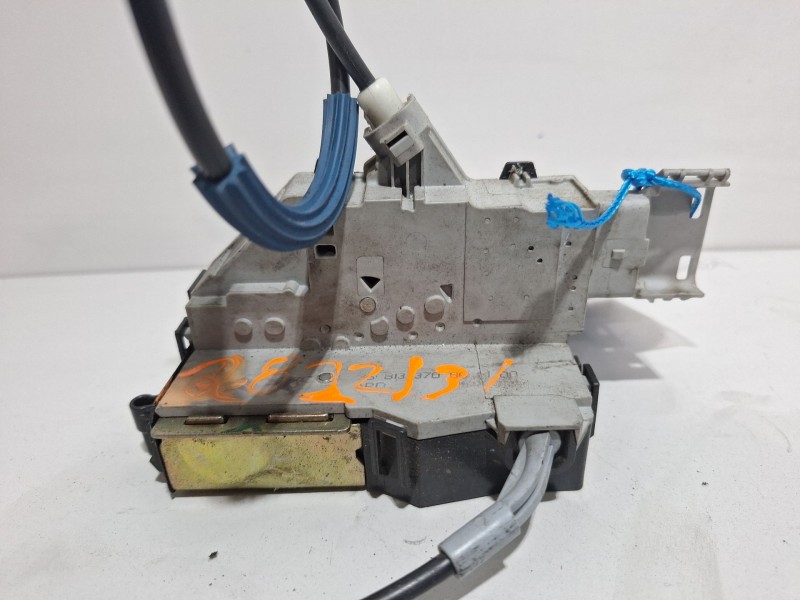 Recambio de cerradura puerta trasera derecha para citroën c4 berlina exclusive referencia OEM IAM   