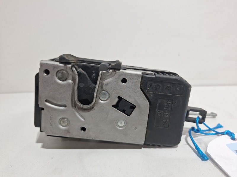 Recambio de cerradura puerta delantera derecha para opel vectra c berlina club referencia OEM IAM   