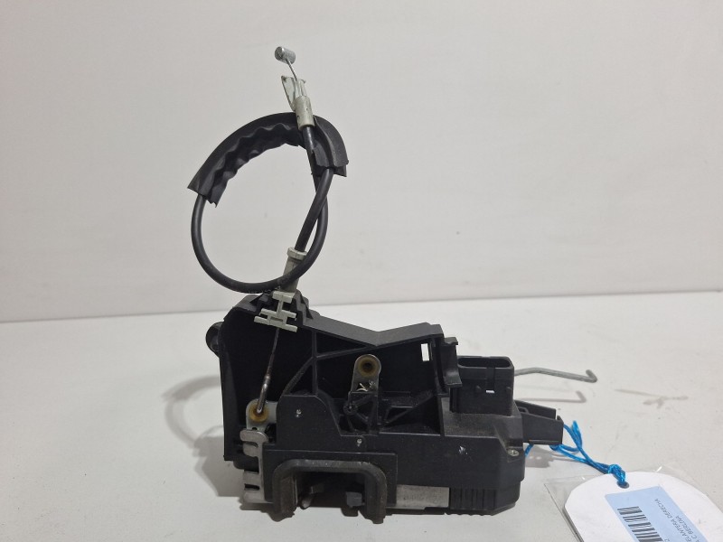 Recambio de cerradura puerta delantera derecha para opel vectra c berlina club referencia OEM IAM   