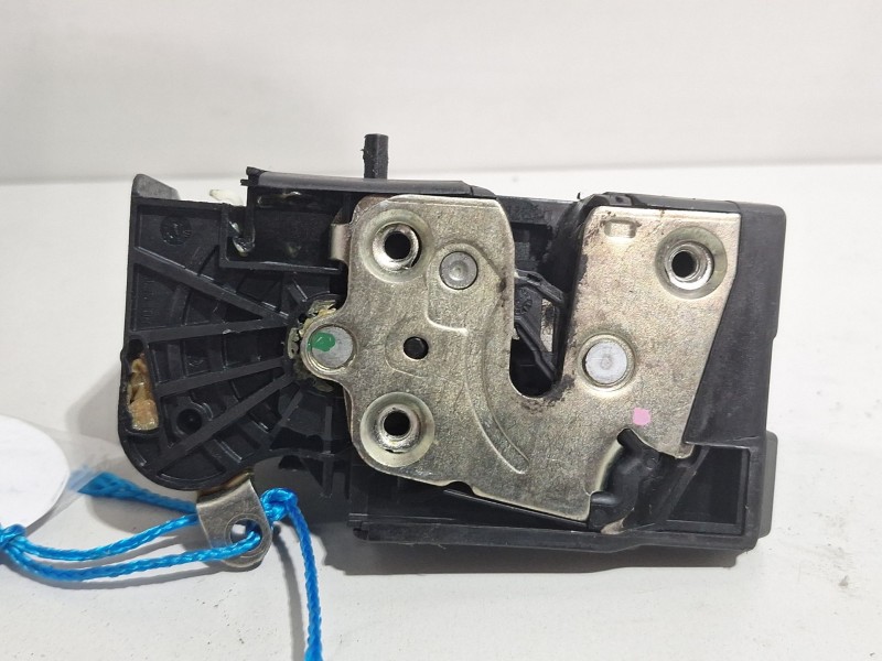 Recambio de cerradura puerta trasera derecha para dacia sandero ii tce 90 (b8m1, b8ma) referencia OEM IAM 825025375R  