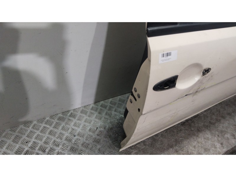 Recambio de puerta delantera derecha para lancia ypsilon (843_) 1.2 (843.axb1a) referencia OEM IAM 51703010  BLANCO