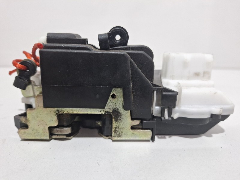 Recambio de cerradura puerta delantera derecha para peugeot 406 coupe (s1/s2) 2.0 referencia OEM IAM   