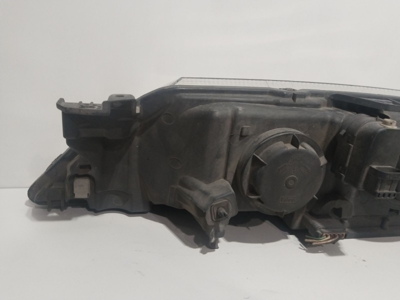 Recambio de faro derecho para renault laguna (b56) 1.6 16v rt referencia OEM IAM 7701047881  