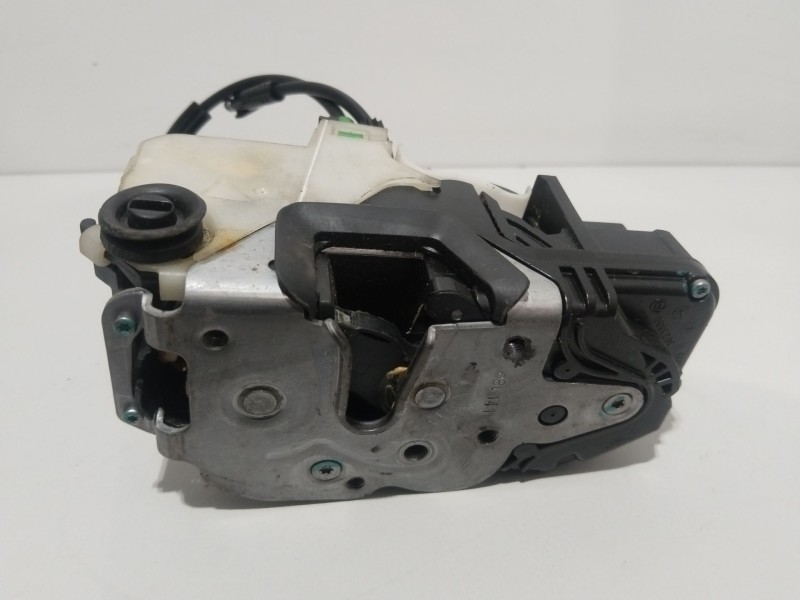 Recambio de cerradura puerta trasera derecha para opel insignia a (g09) 1.8 (68) referencia OEM IAM 13503178  