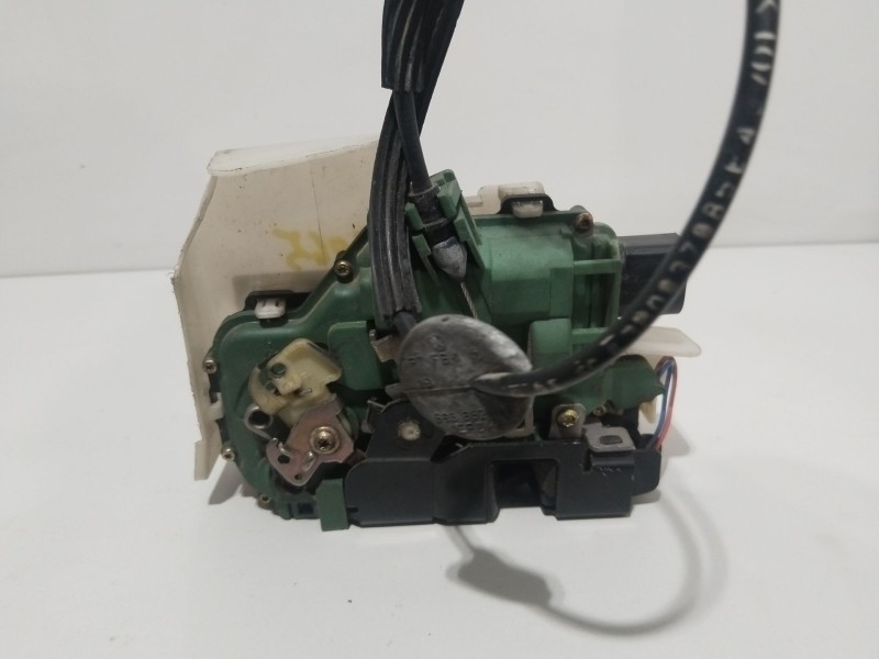 Recambio de cerradura puerta delantera izquierda para volkswagen passat berlina (3b3) comfortline referencia OEM IAM 3B0837349  