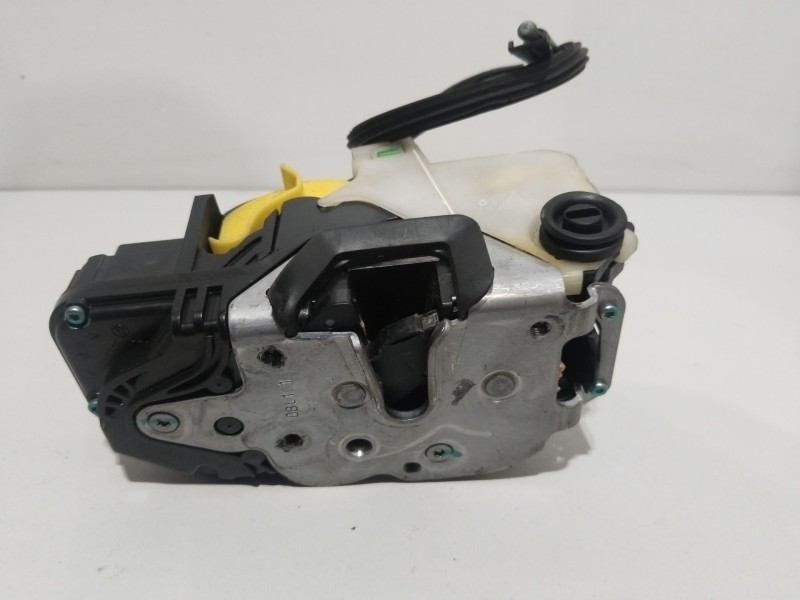 Recambio de cerradura puerta trasera izquierda para opel insignia a (g09) 1.8 (68) referencia OEM IAM 13503177  