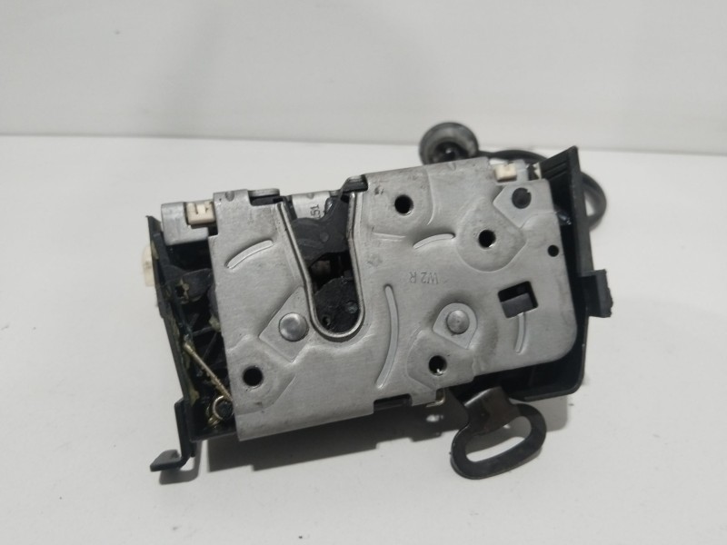 Recambio de cerradura puerta delantera derecha para mini r50 , r53 cooper referencia OEM IAM 055676913  