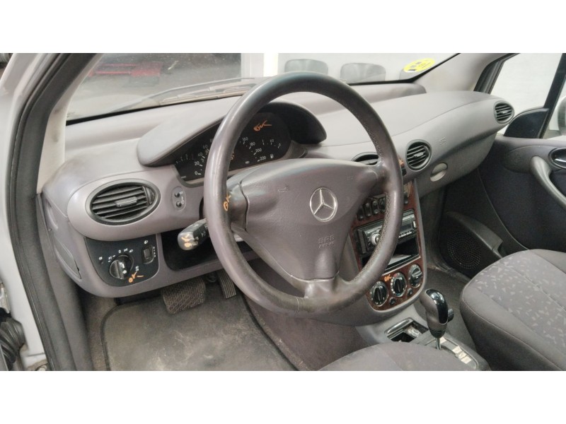 mercedes-benz clase a (w168) del año 2001