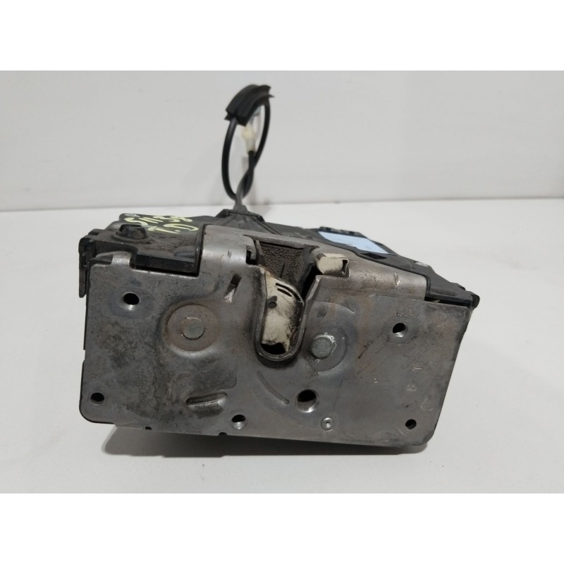 Recambio de cerradura puerta trasera derecha para opel corsa d (s07) 1.2 (l08, l68) referencia OEM IAM 13258267  