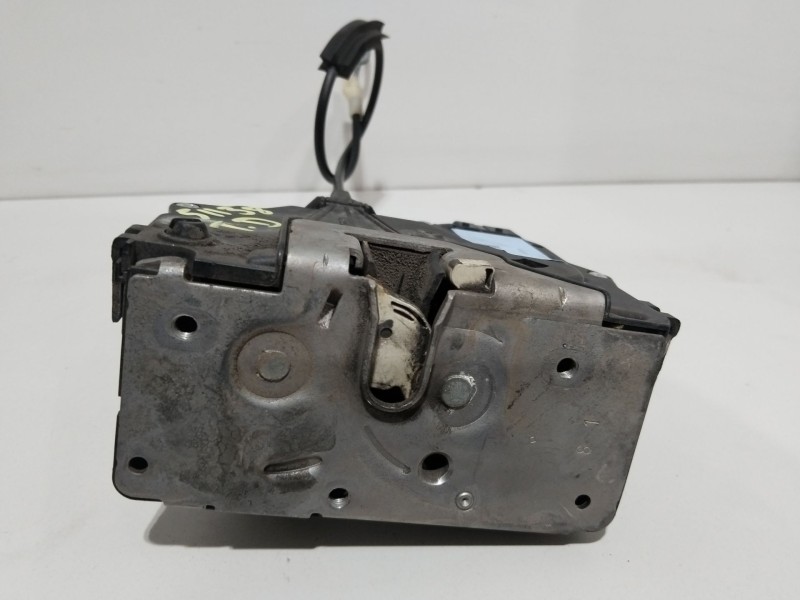 Recambio de cerradura puerta trasera derecha para opel corsa d (s07) 1.2 (l08, l68) referencia OEM IAM 13258267  