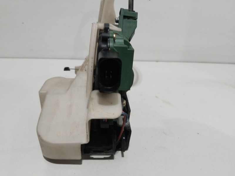 Recambio de cerradura puerta delantera derecha para volkswagen golf iv (1j1) 1.9 tdi referencia OEM IAM 16AD3B1837016AD  