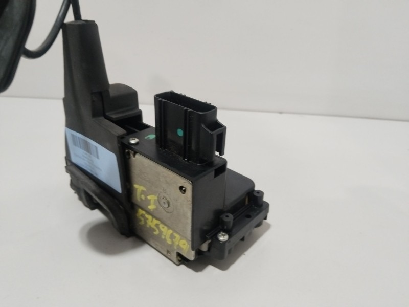 Recambio de cerradura puerta trasera izquierda para ford fusion (cbk) ambiente referencia OEM IAM 286AA26413  