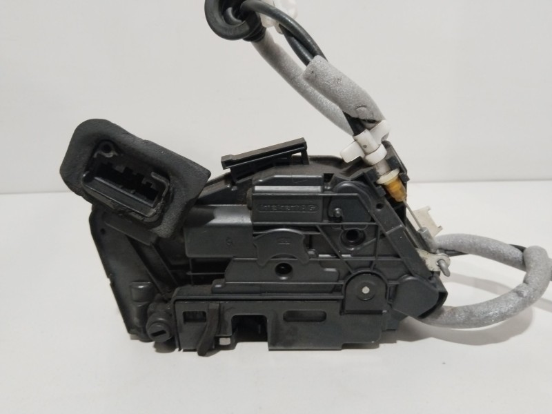 Recambio de cerradura puerta trasera izquierda para skoda rapid active referencia OEM IAM A046465  