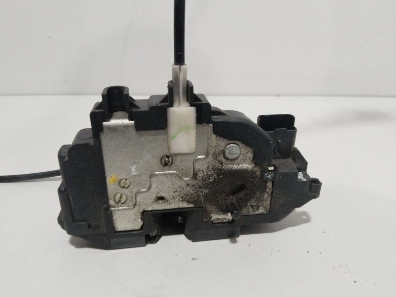 Recambio de cerradura puerta trasera izquierda para renault modus confort dynamique referencia OEM IAM 8200219248  