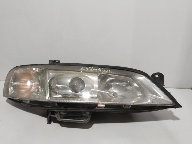 Recambio de faro derecho para opel vectra b berlina básico referencia OEM IAM 1216012  