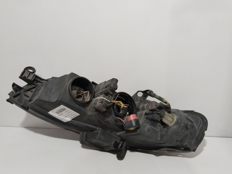 Recambio de faro derecho para opel vectra b berlina básico referencia OEM IAM 1216012  