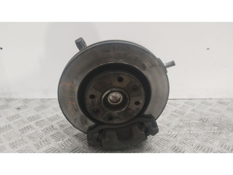 Recambio de mangueta delantera derecha para peugeot 206 hatchback (2a/c) 1.4 i referencia OEM IAM 364775  