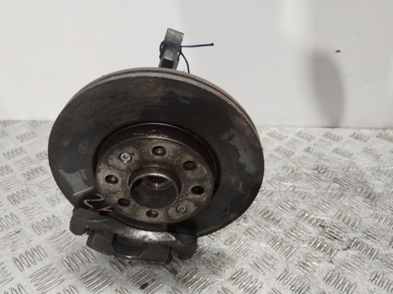 Recambio de mangueta delantera derecha para renault twingo i (c06_) 1.2 16v (c060) referencia OEM IAM 8200207309   Recambio de mangueta delantera derecha para renault twingo i (c06_) 1.2 16v (c060) referencia OEM IAM 8200207309