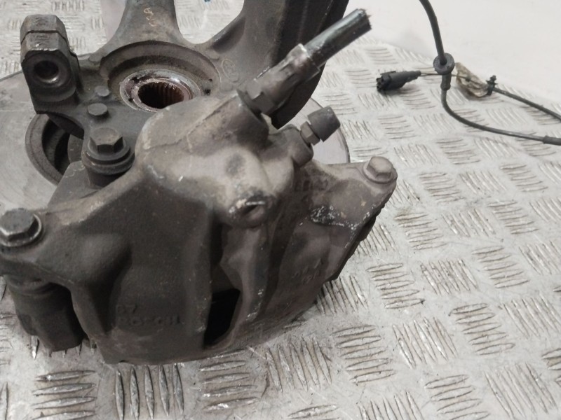 Recambio de mangueta delantera izquierda para ford mondeo iii (b5y) 1.8 16v referencia OEM IAM 4484601  