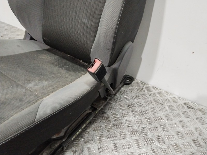 Recambio de asiento delantero derecho para ford focus iv (hn) 1.0 ecoboost referencia OEM IAM   