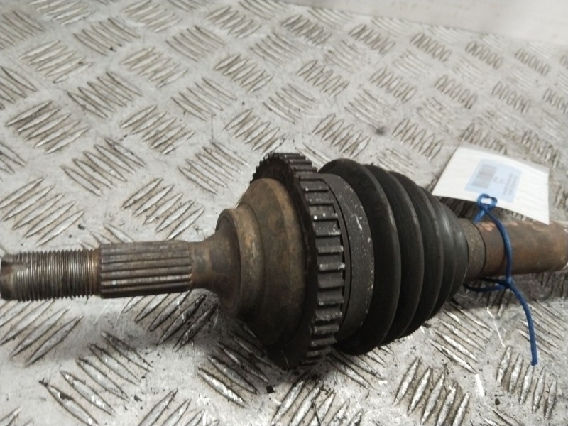 Recambio de transmision delantera derecha para peugeot 206 hatchback (2a/c) 1.4 i referencia OEM IAM 32733Y  