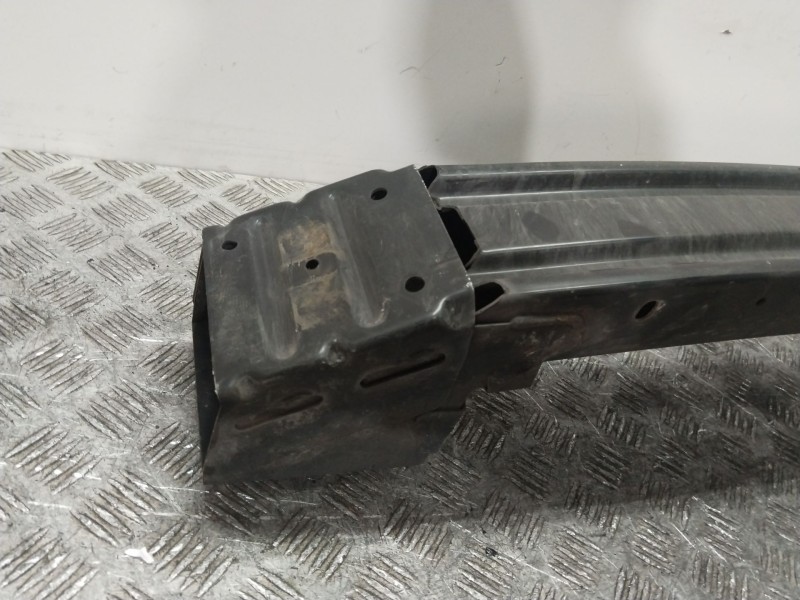 Recambio de refuerzo paragolpes delantero para chrysler voyager iv (rg, rs) 2.8 crd referencia OEM IAM 4857882AA  