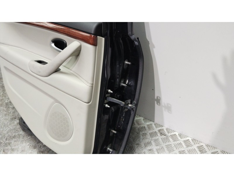 Recambio de puerta trasera izquierda para cadillac bls 1.9 d referencia OEM IAM   NEGRO