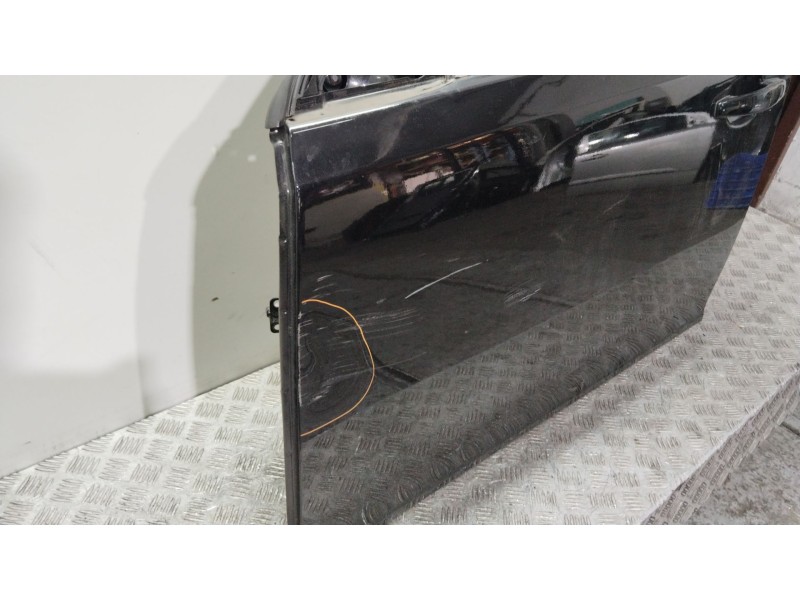 Recambio de puerta delantera izquierda para cadillac bls 1.9 d referencia OEM IAM   NEGRO