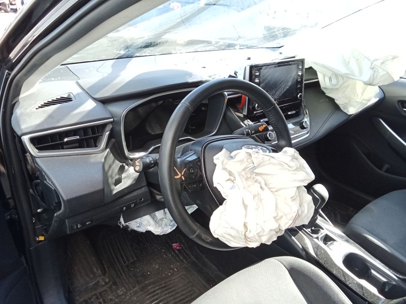 toyota corolla sedán (_e21_) del año 2023