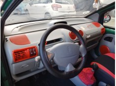 renault twingo i (c06_) del año 2001 2
