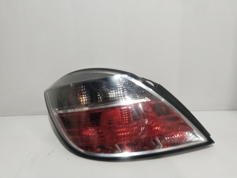 Recambio de piloto trasero izquierdo para opel astra h (a04) 1.7 cdti (l48) referencia OEM IAM 13222324  