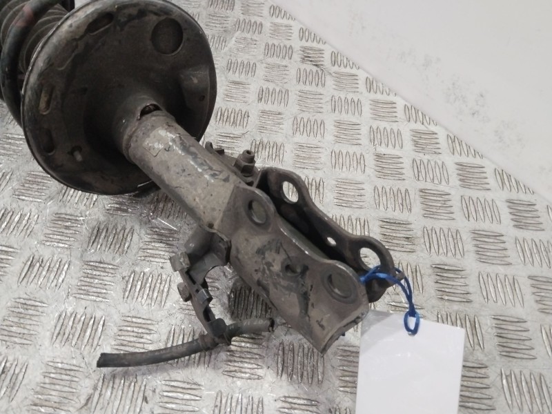 Recambio de amortiguador delantero derecho para toyota auris (_e15_) 2.0 d-4d (ade150_) referencia OEM IAM 4851009R80  