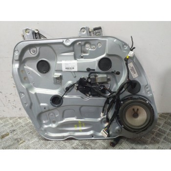 ELEVALUNAS DELANTERO IZQUIERDO 824011D010 