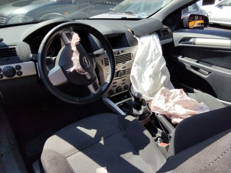 opel astra h gtc (a04) del año 2007 opel astra h gtc (a04) del año 2007