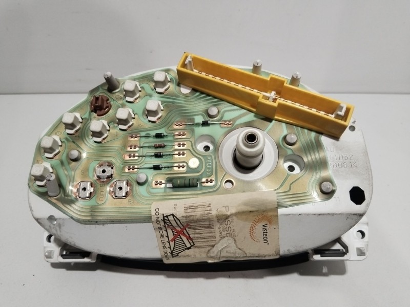 Recambio de cuadro instrumentos para ford ka (rb_) 1.3 i referencia OEM IAM 97KP10841A  