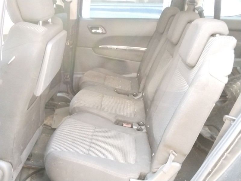 peugeot 5008 (0u_, 0e_) del año 2010