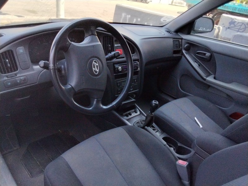 hyundai elantra iii (xd) del año 2006