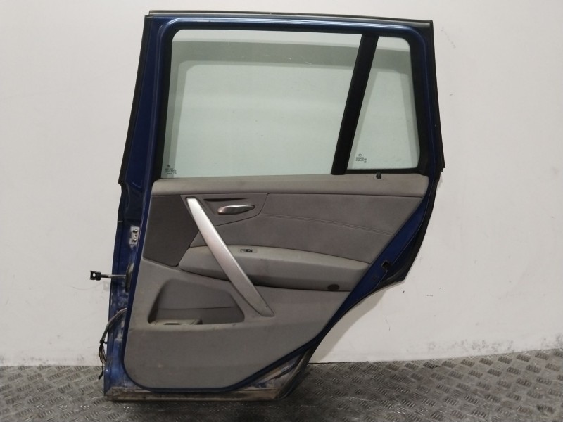 Recambio de puerta trasera derecha para bmw x3 (e83) 2.0 sd referencia OEM IAM   