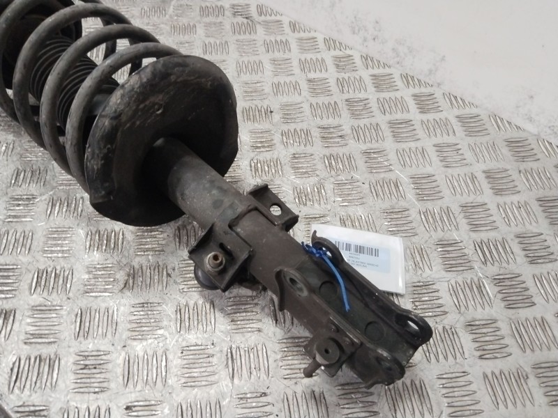 Recambio de amortiguador delantero derecho para volvo s60 berlina d5 referencia OEM IAM 8667252  