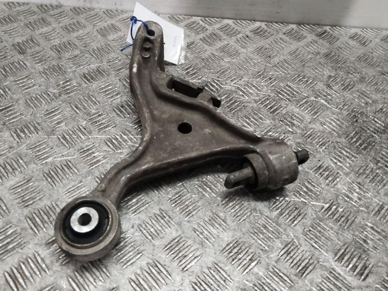 Recambio de brazo suspension inferior delantero derecho para volvo s60 berlina d5 referencia OEM IAM 31387925  
