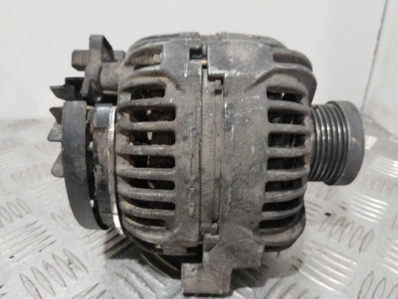 Recambio de alternador para volvo xc70 d5 awd kinetic referencia OEM IAM 8676498  