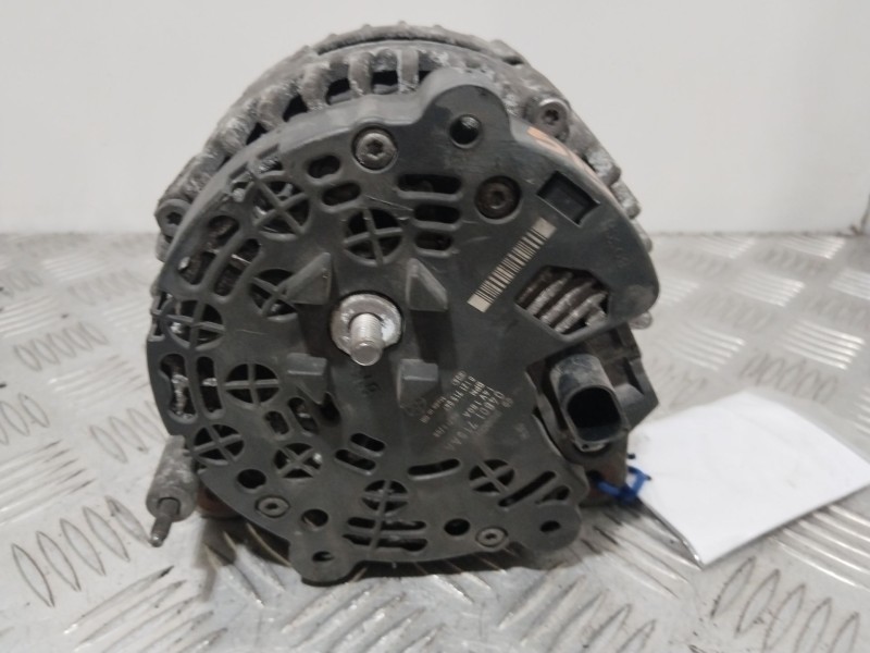 Recambio de alternador para dodge journey 2.0 crd referencia OEM IAM 04801715AA  
