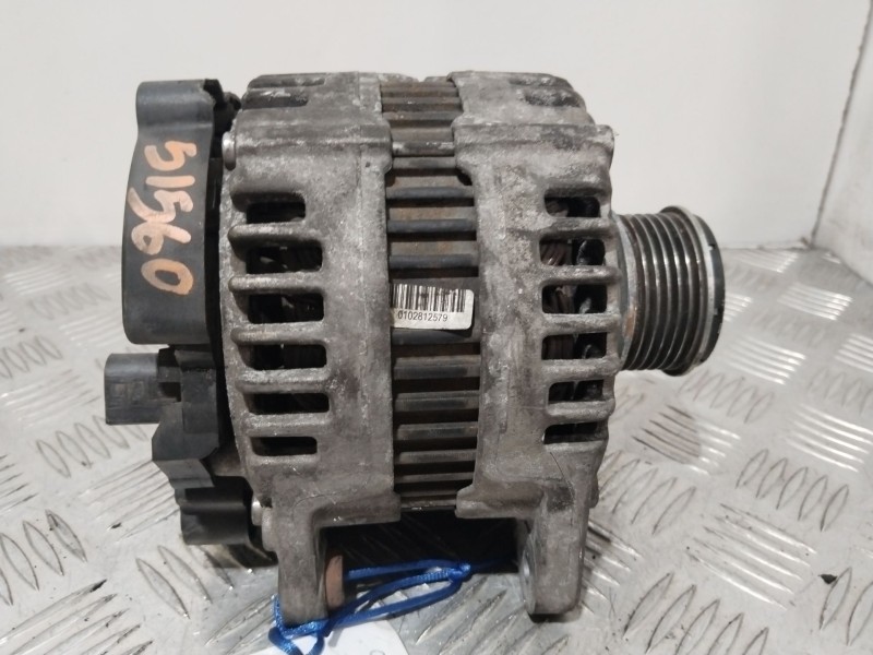 Recambio de alternador para dodge journey 2.0 crd referencia OEM IAM 04801715AA  