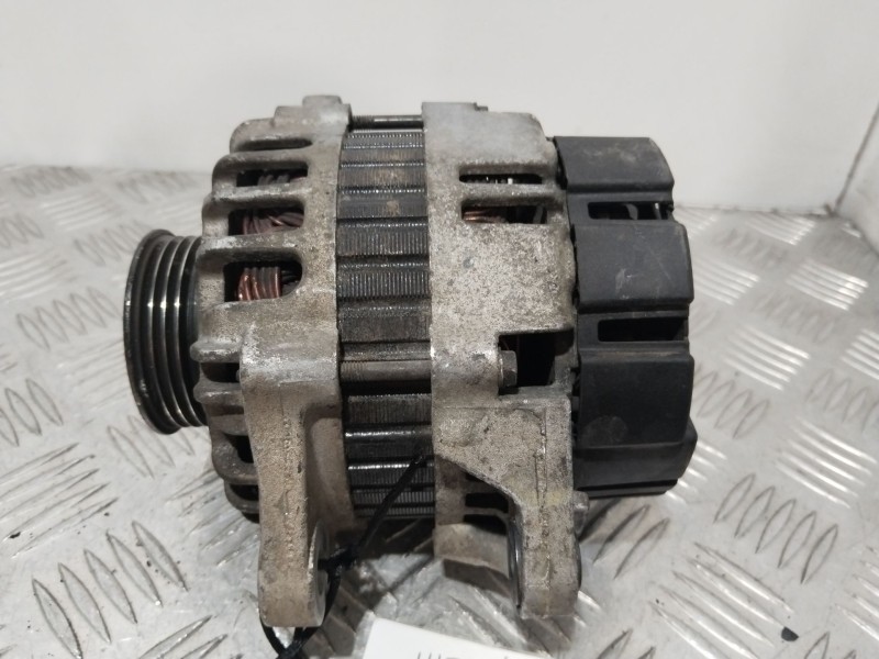 Recambio de alternador para hyundai getz (tb) 1.1 referencia OEM IAM 3730002550  
