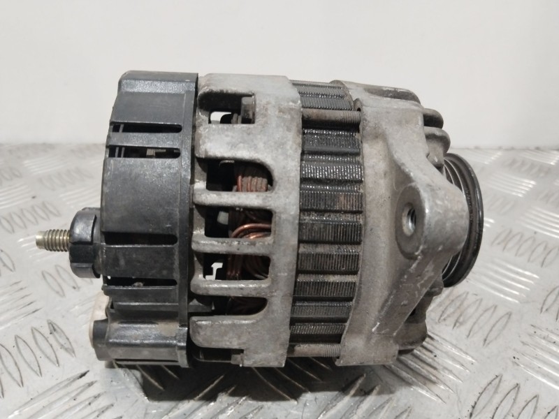 Recambio de alternador para hyundai getz (tb) 1.1 referencia OEM IAM 3730002550  
