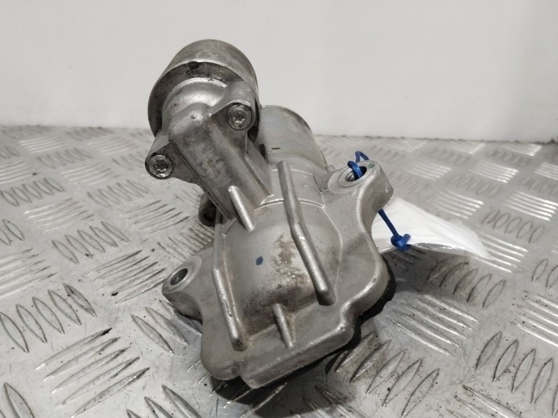 Recambio de motor arranque para ford mondeo iii (b5y) 1.8 16v referencia OEM IAM 4323AI  