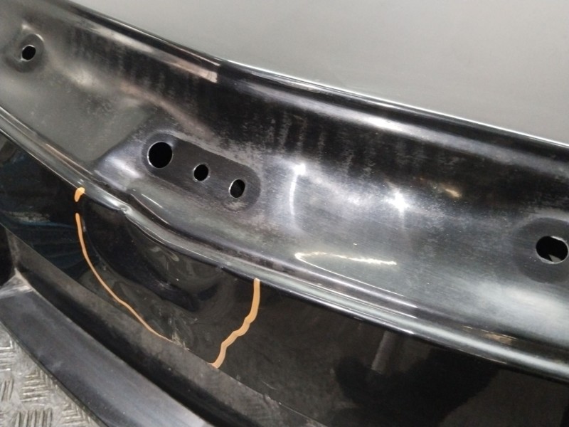 Recambio de porton trasero para cadillac bls 1.9 d referencia OEM IAM   