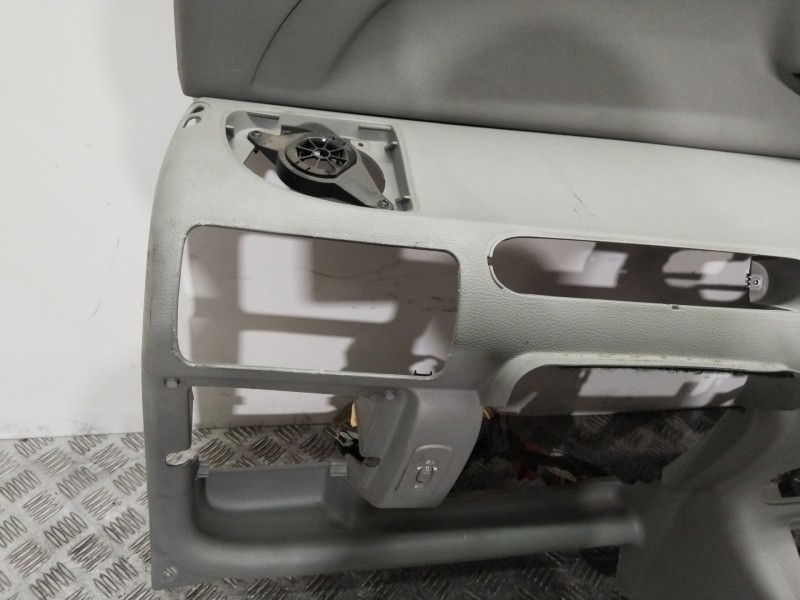 Recambio de salpicadero para renault twingo i (c06_) 1.2 (c066, c068) referencia OEM IAM   