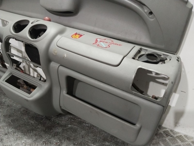 Recambio de salpicadero para renault twingo i (c06_) 1.2 (c066, c068) referencia OEM IAM   