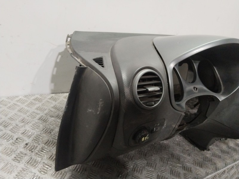 Recambio de salpicadero para seat leon (1p1) reference referencia OEM IAM 1P1857003C  